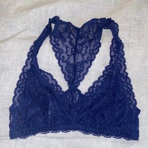 VS Navy blue lace bralette